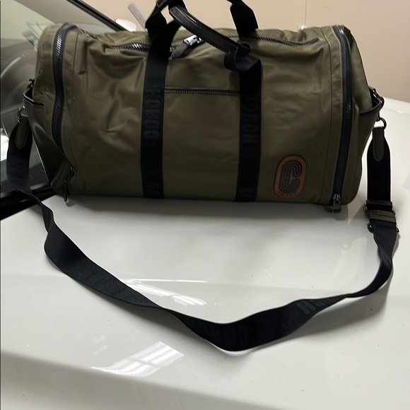 Coach MAX nylon leather gym bag Olive - Picture 1 of 16